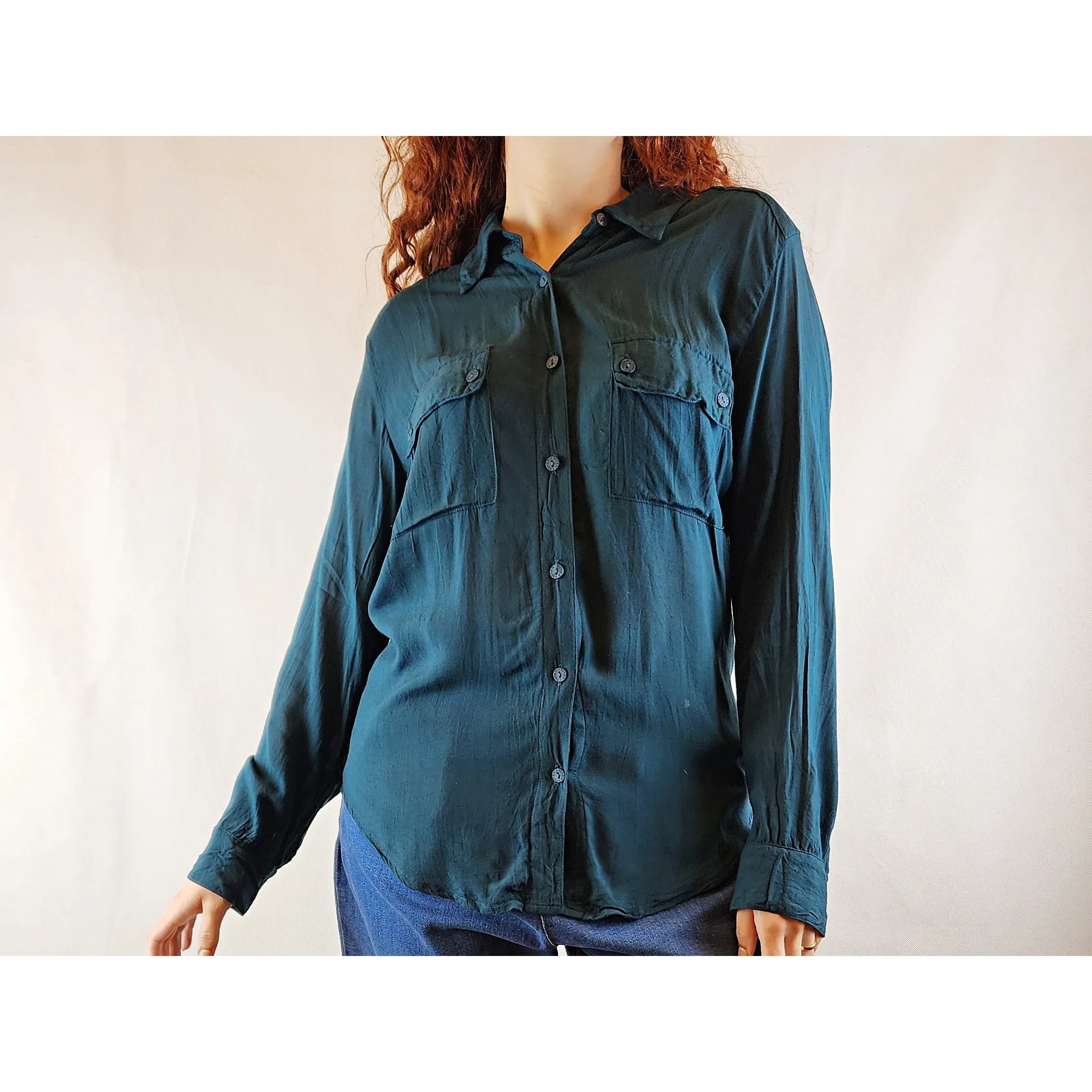Totem forest green shirt with front pockets size 10