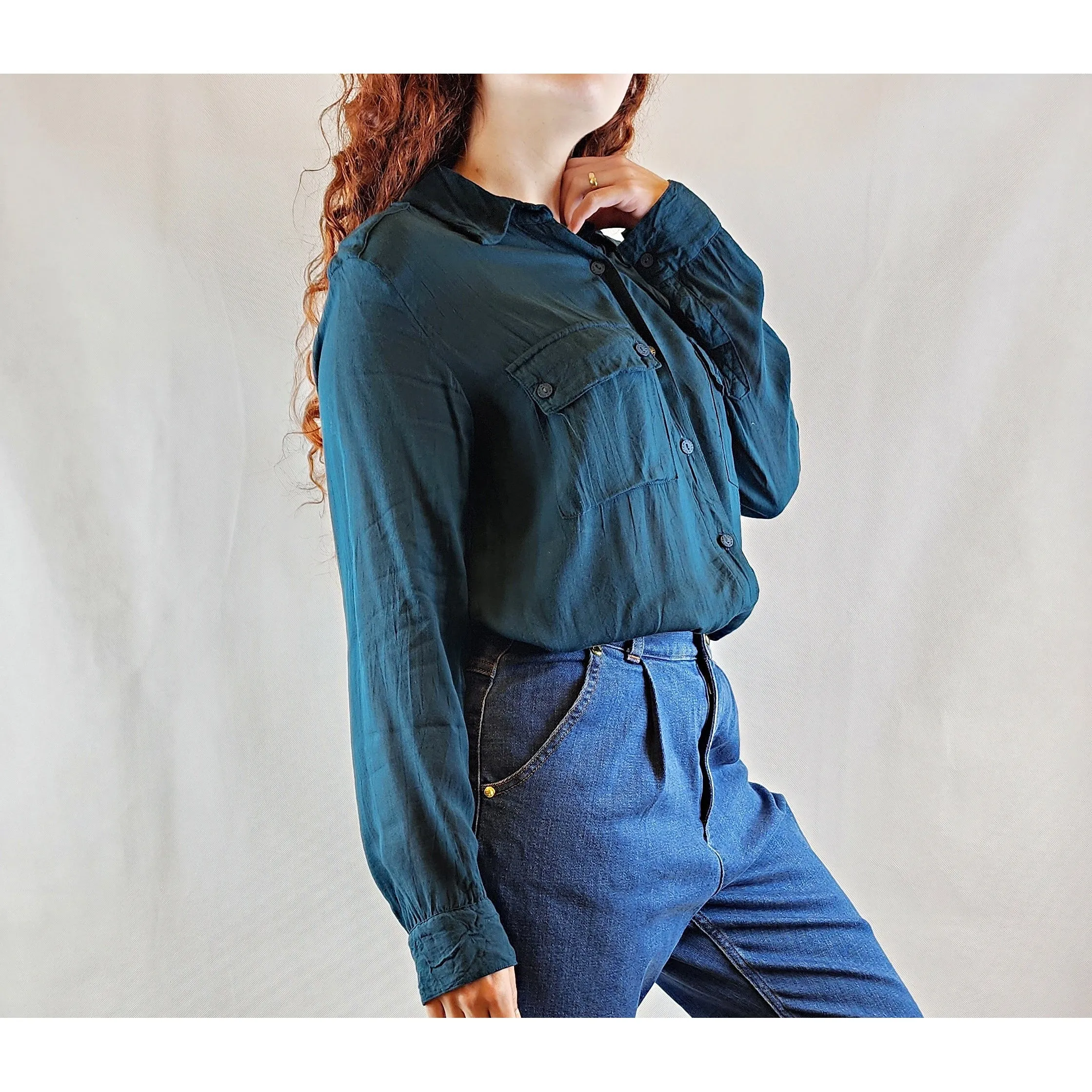 Totem forest green shirt with front pockets size 10