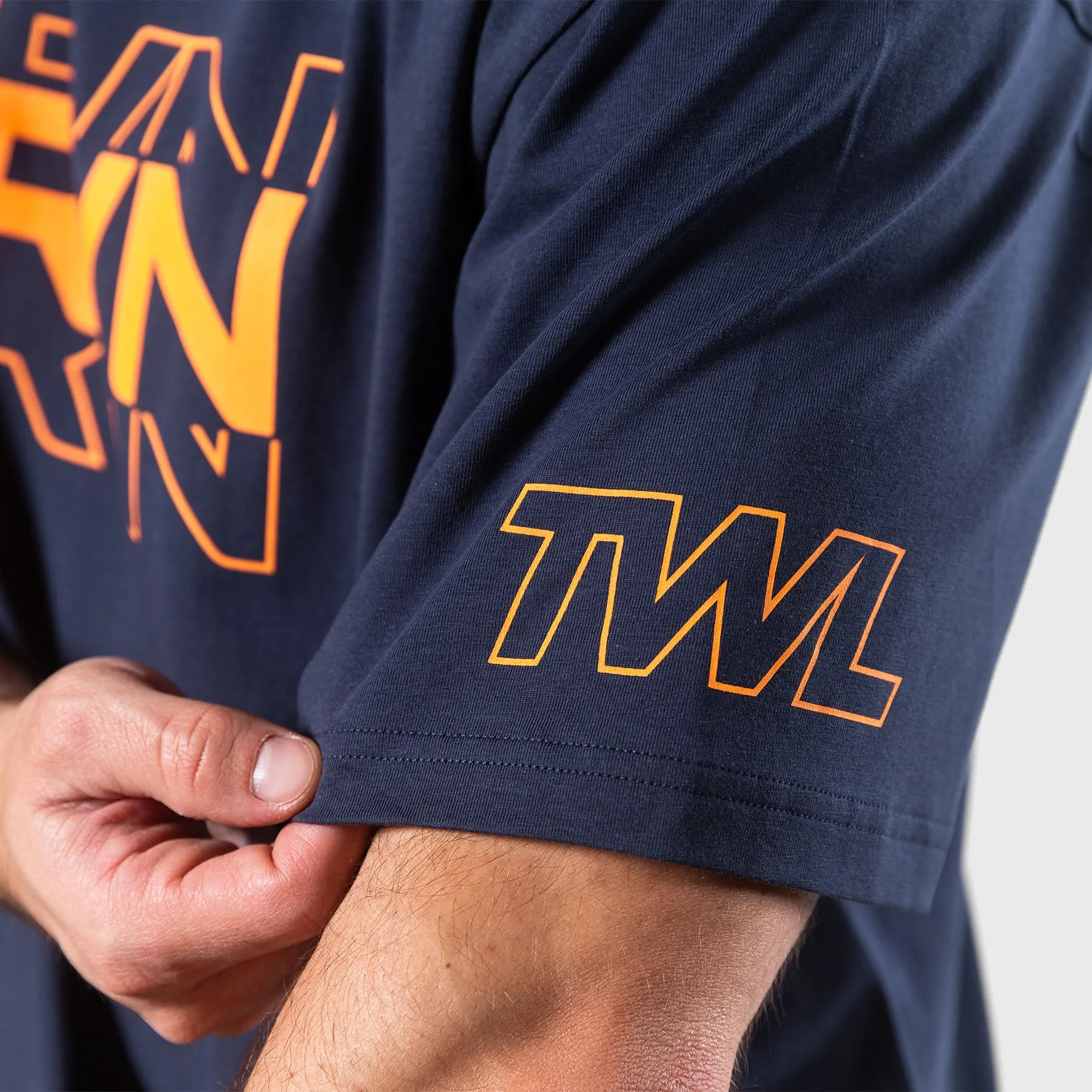 TWL - OVERSIZED T-SHIRT - PRVN - MIDNIGHT NAVY/FIRE