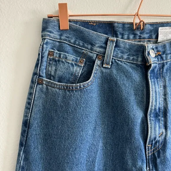 Vintage Women’s Levi’s 560 Size 12