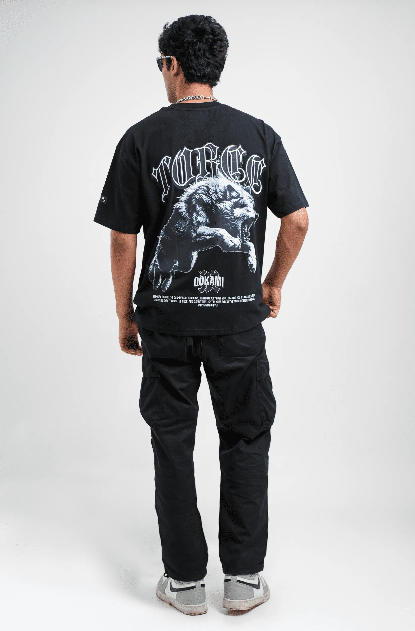 Wolf 2.0 Black Printed Oversized T-shirt | Drop Shoulder T-shirt
