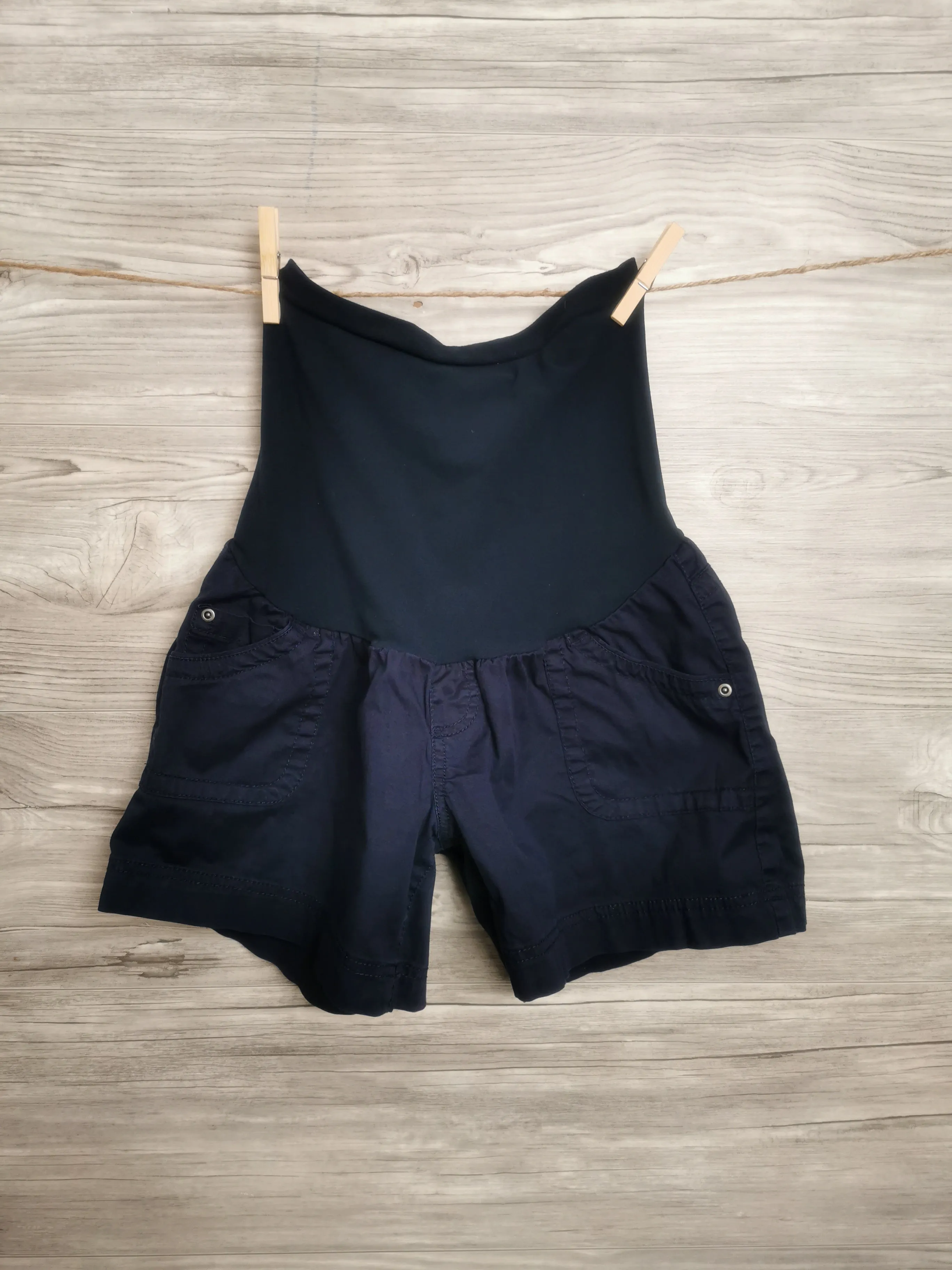 WOMENS SIZE SMALL - MOTHERHOOD MATERNITY, Soft Cotton Shorts, Full Belly Panel EUC B5