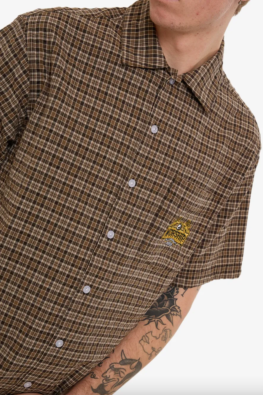 WORSHIP SUPPLIES LAVISH SHORT SLEEVE SHIRT - BROWN