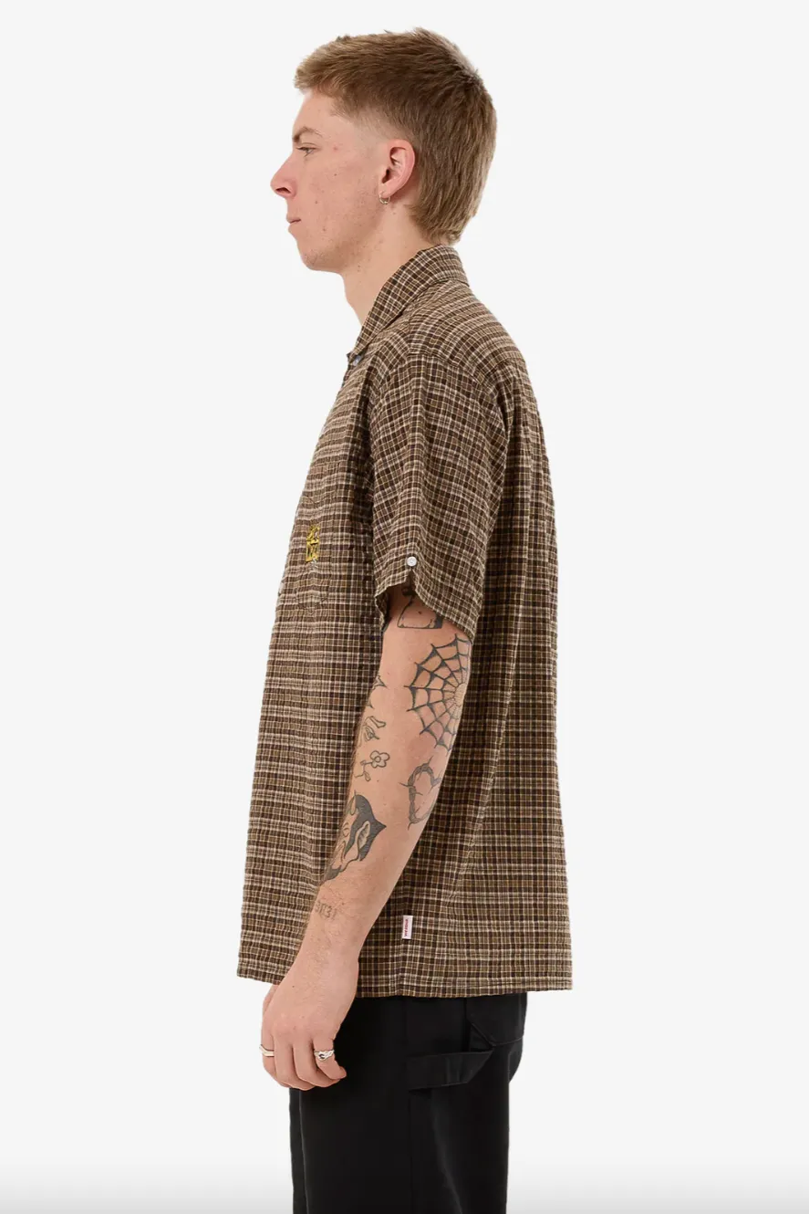WORSHIP SUPPLIES LAVISH SHORT SLEEVE SHIRT - BROWN
